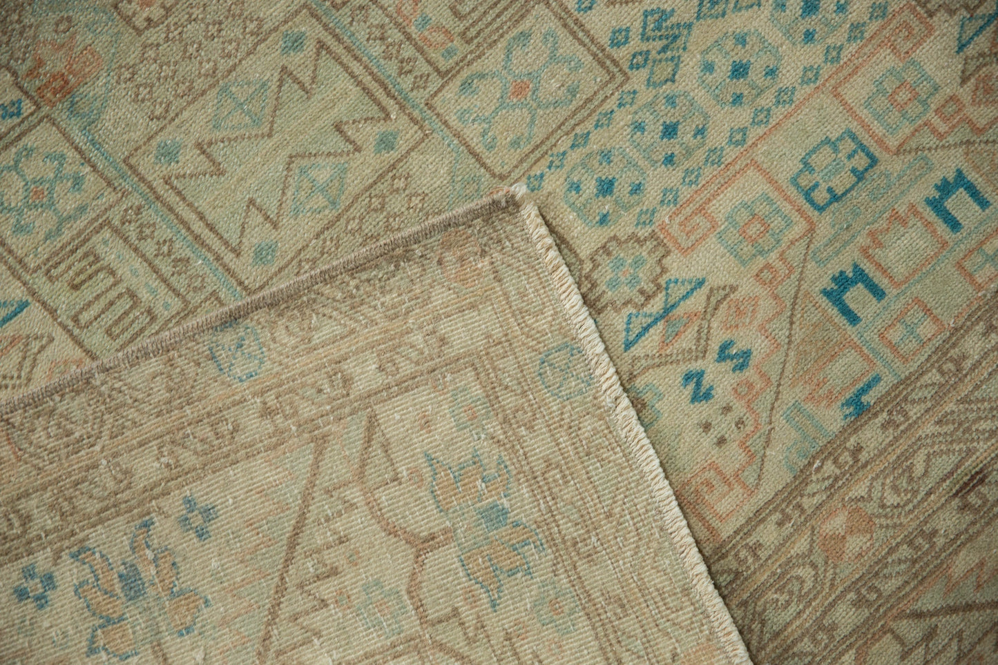 6.5x9.5 Vintage Distressed Sparta Carpet