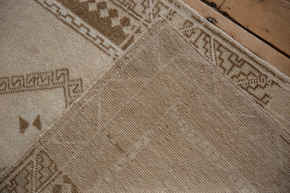 2.5x4.5 Vintage Distressed Malatya Rug