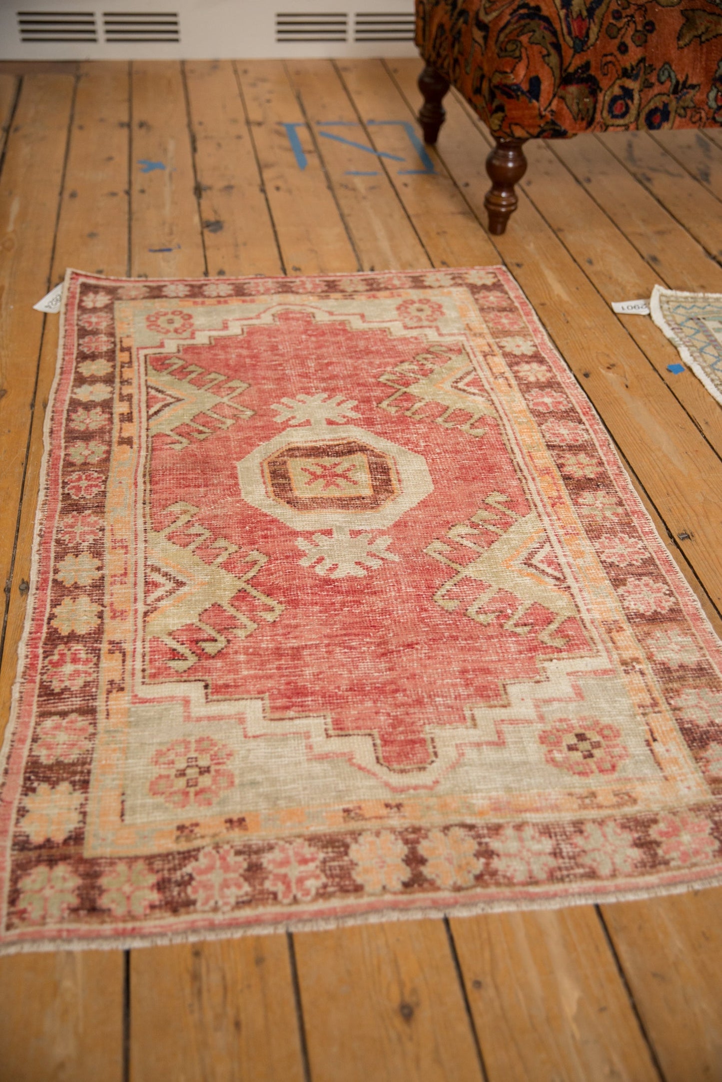 2.5x4.5 Vintage Distressed Oushak Rug