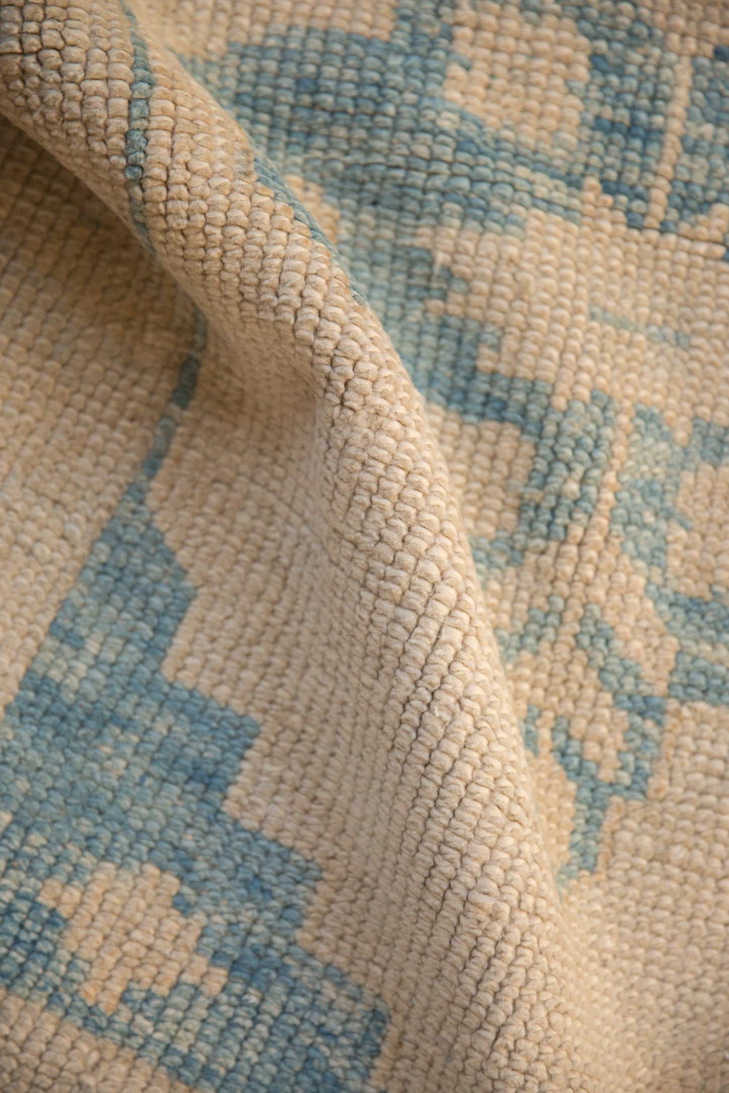 2.5x3.5 Distressed Oushak Rug
