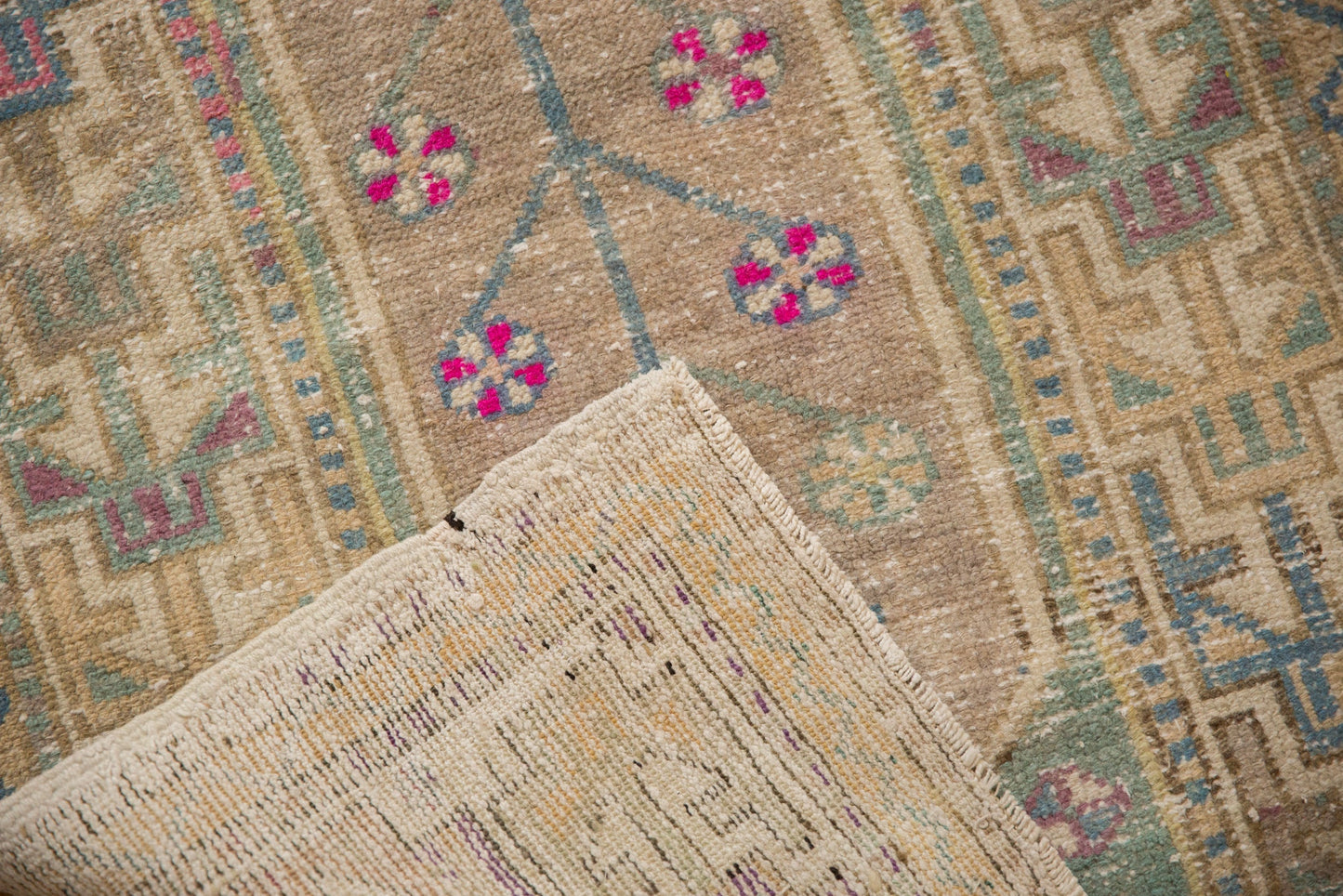2.5x4.5 Vintage Distressed Oushak Rug