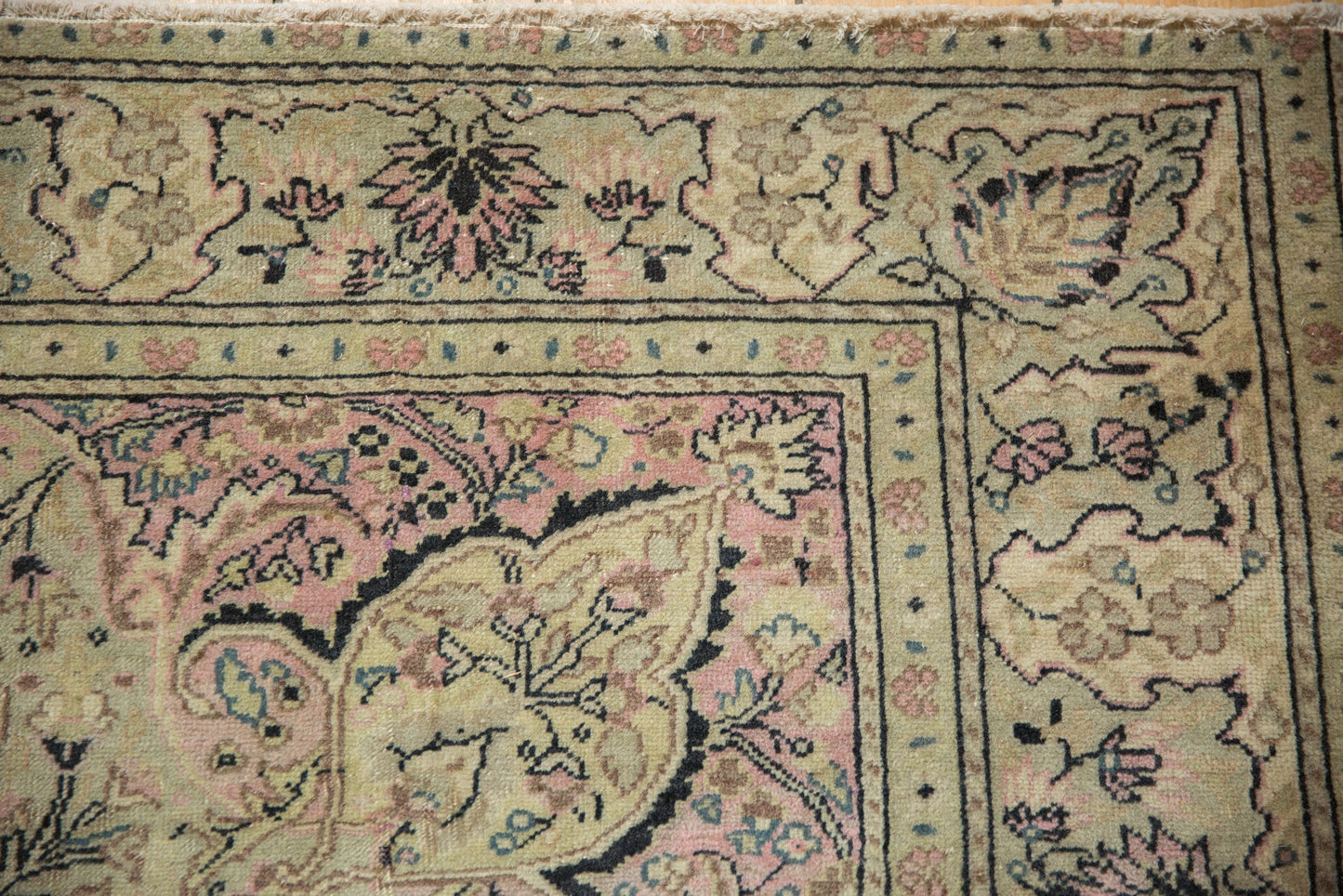 6.5x9.5 Vintage Distressed Kayseri Carpet