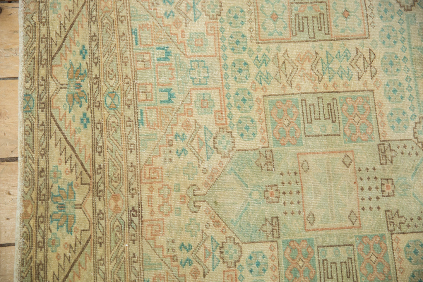 6.5x9.5 Vintage Distressed Sparta Carpet