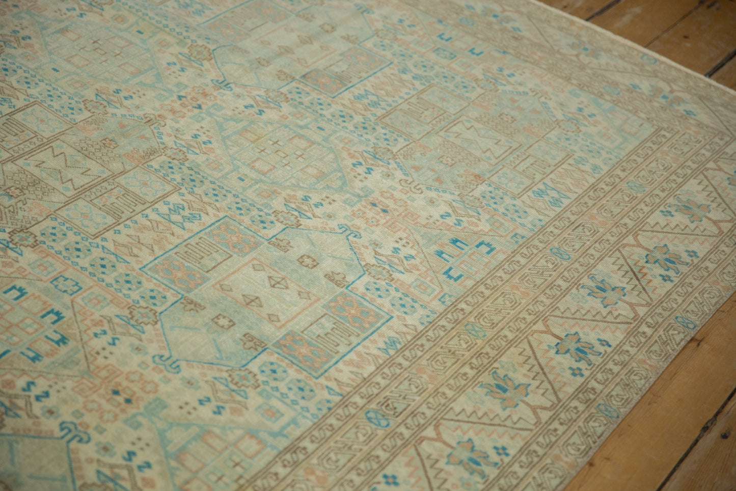 6.5x9.5 Vintage Distressed Sparta Carpet