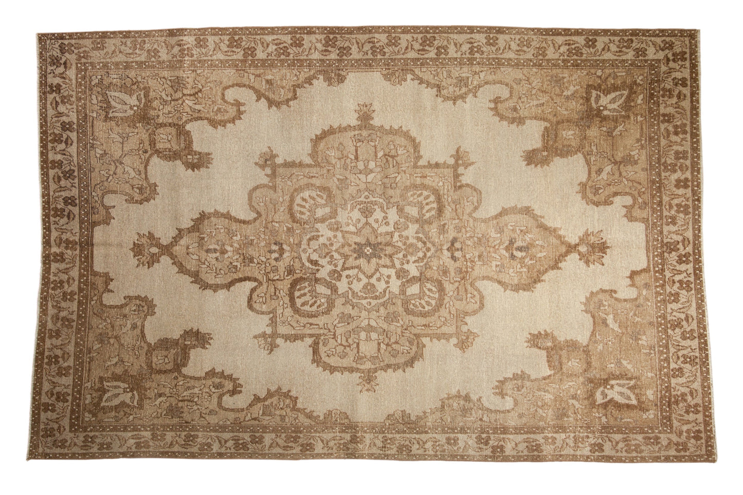 6x9 Vintage Distressed Kars Carpet