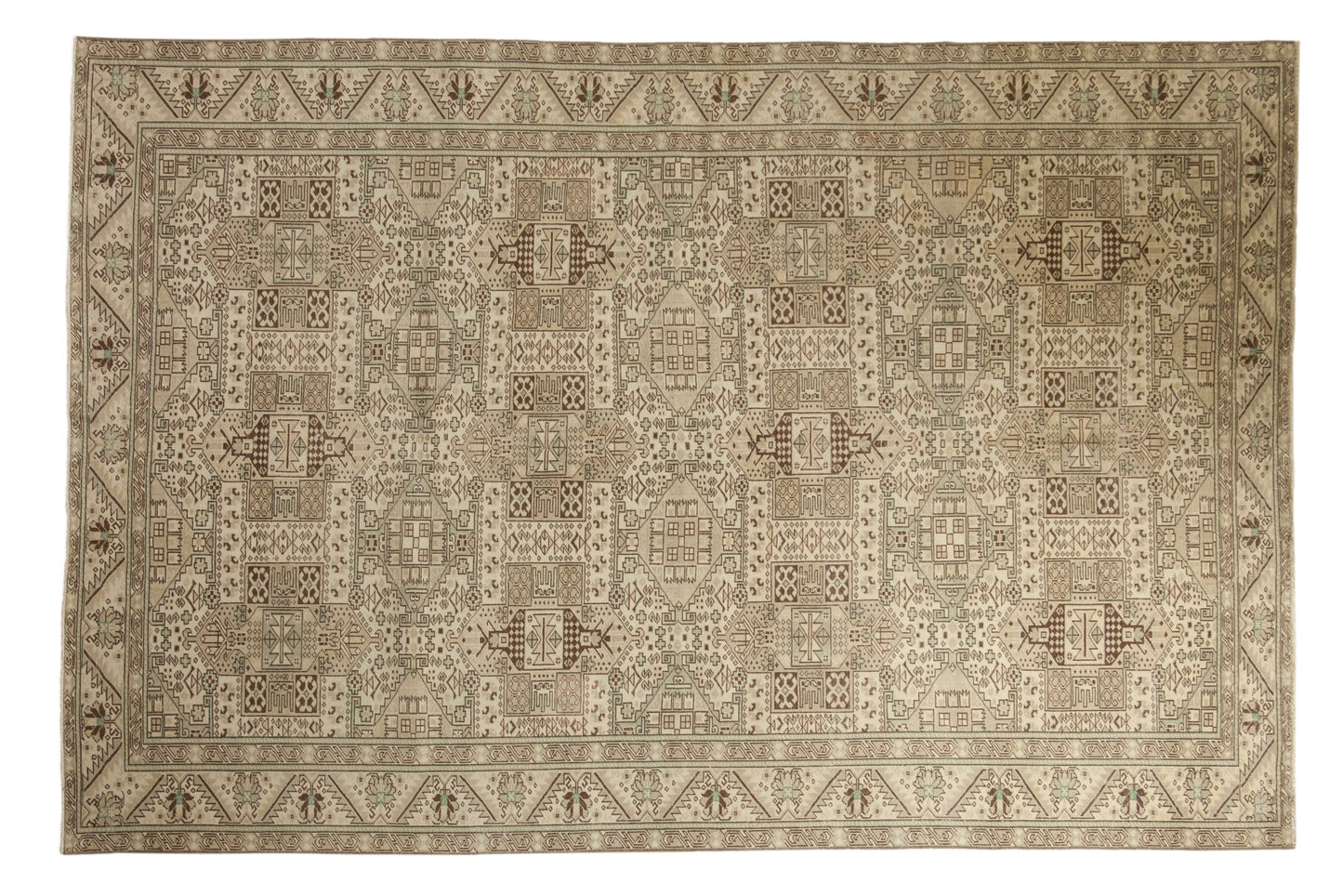 6.5x9.5 Vintage Distressed Sparta Carpet