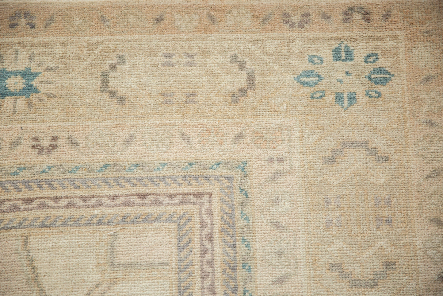 5x9 Vintage Distressed Oushak Carpet