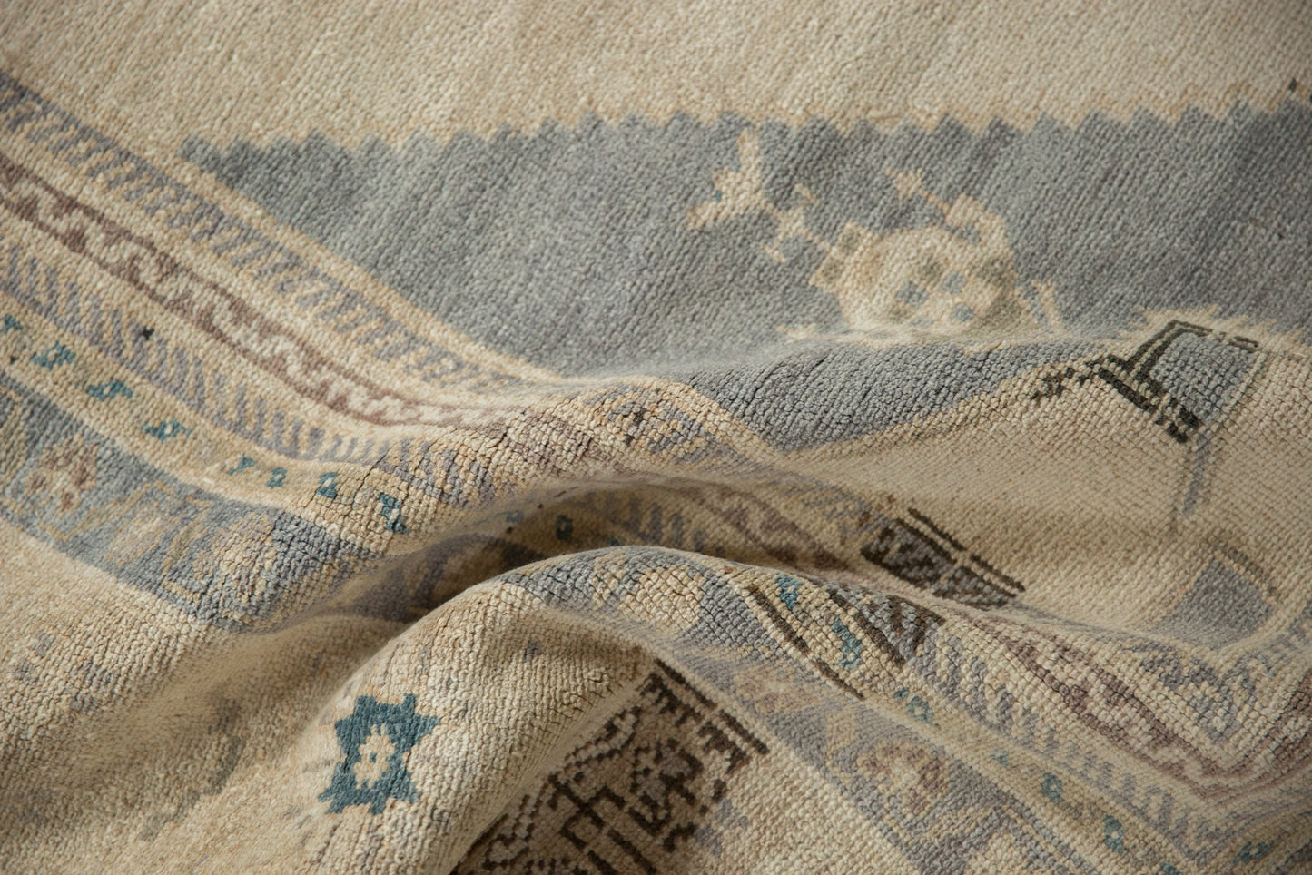 5x9 Vintage Distressed Oushak Carpet