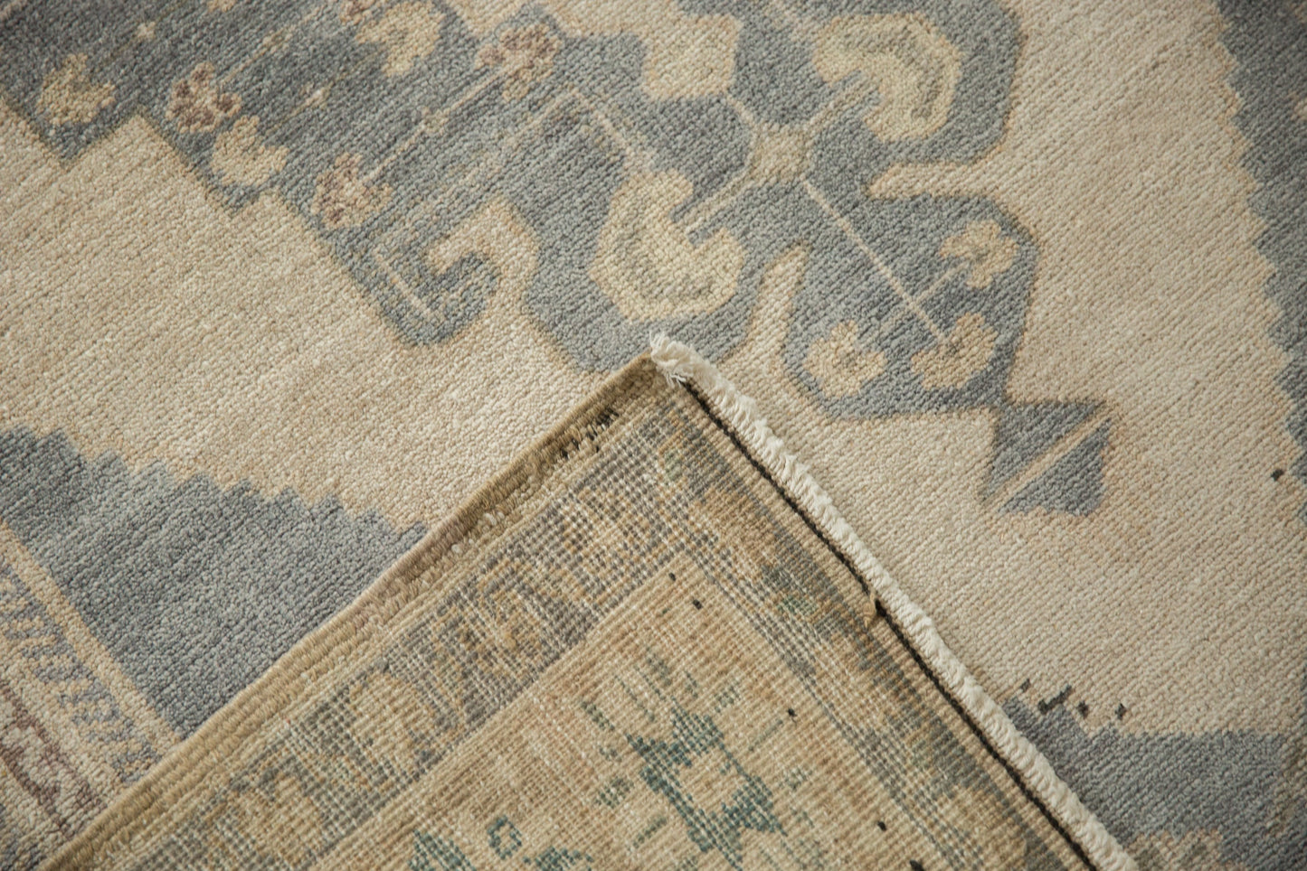 5x9 Vintage Distressed Oushak Carpet