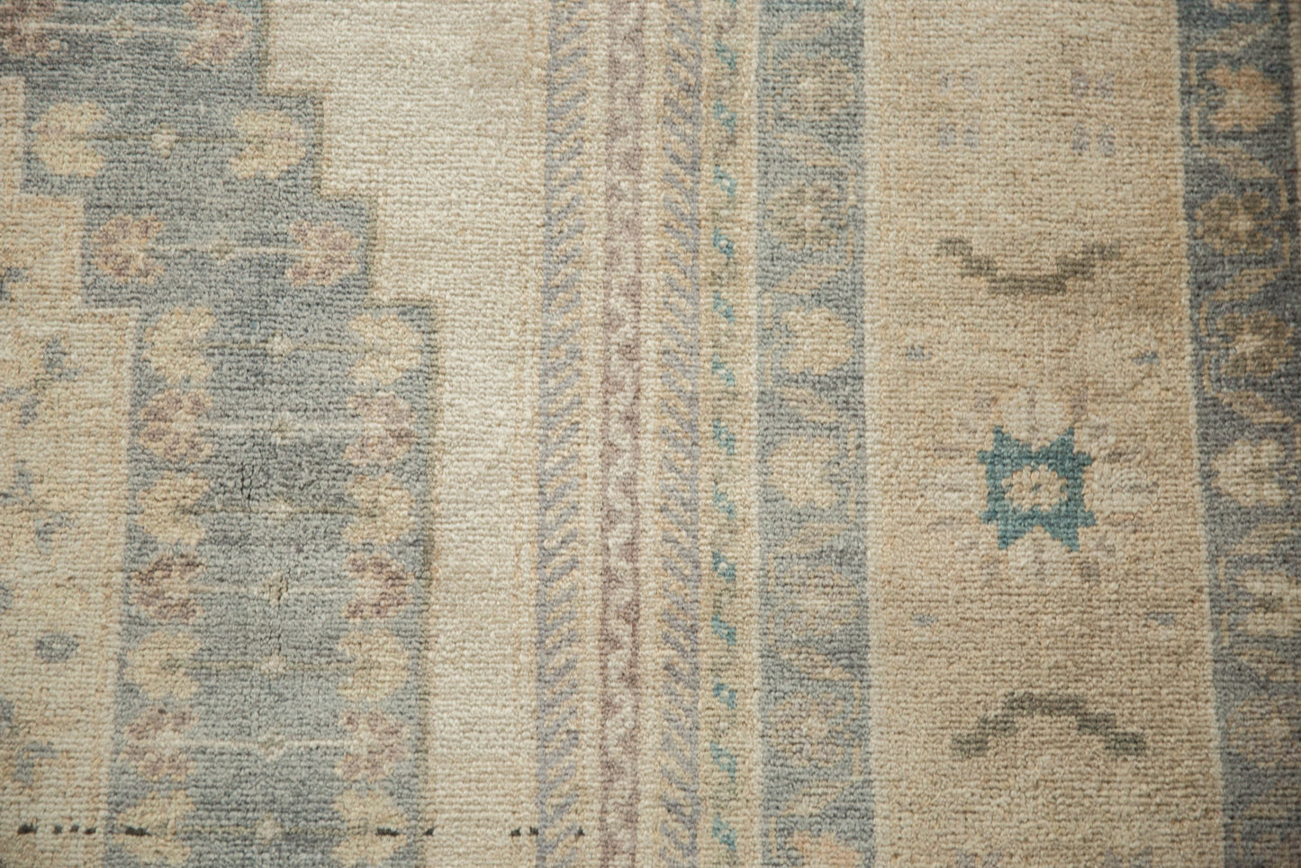 5x9 Vintage Distressed Oushak Carpet