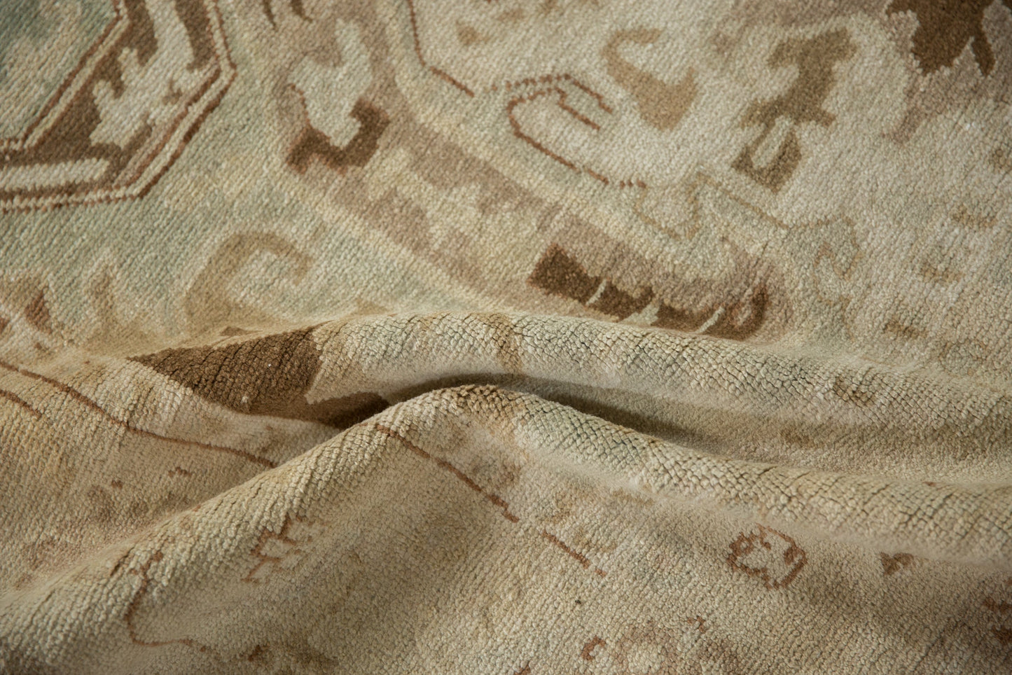 5.5x10 Vintage Distressed Sparta Carpet