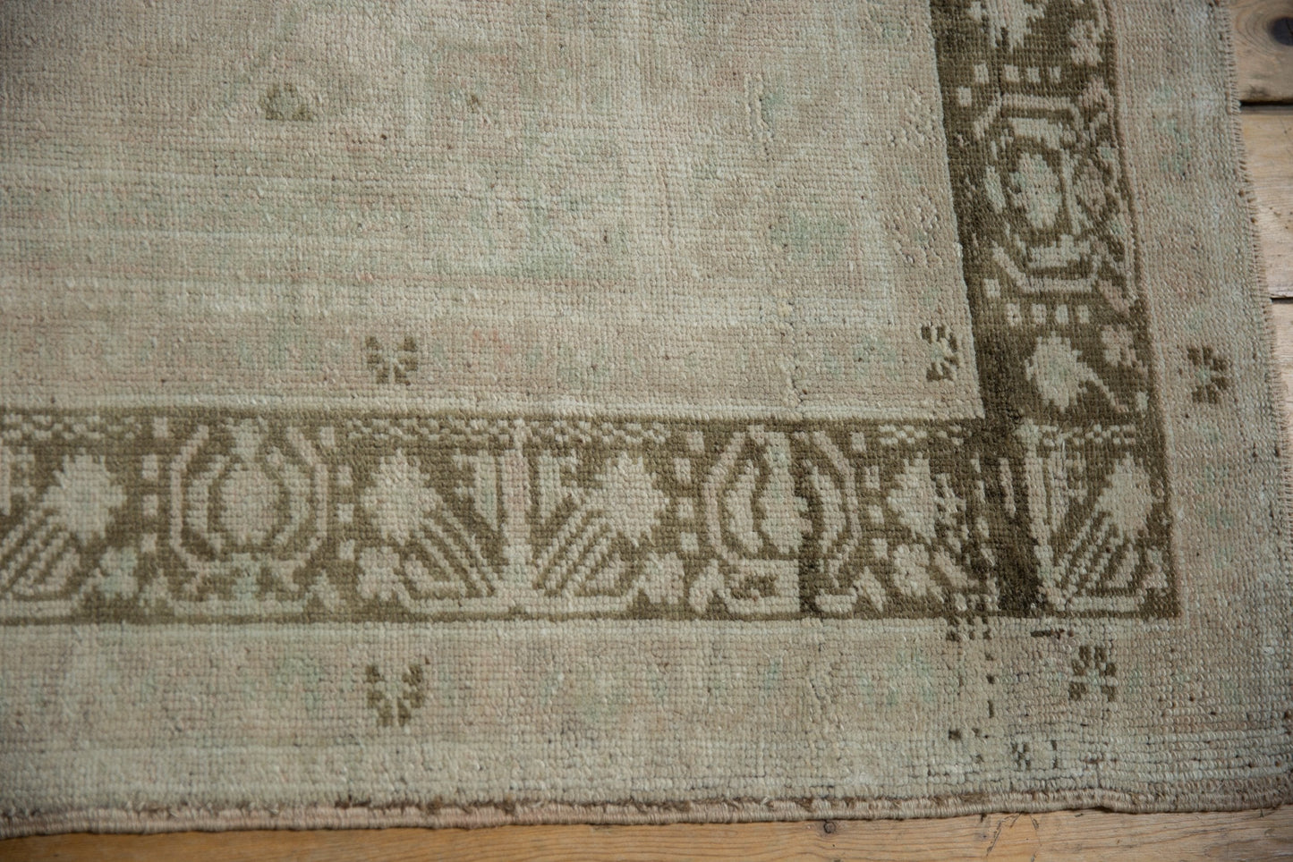 5x9 Vintage Distressed Oushak Carpet