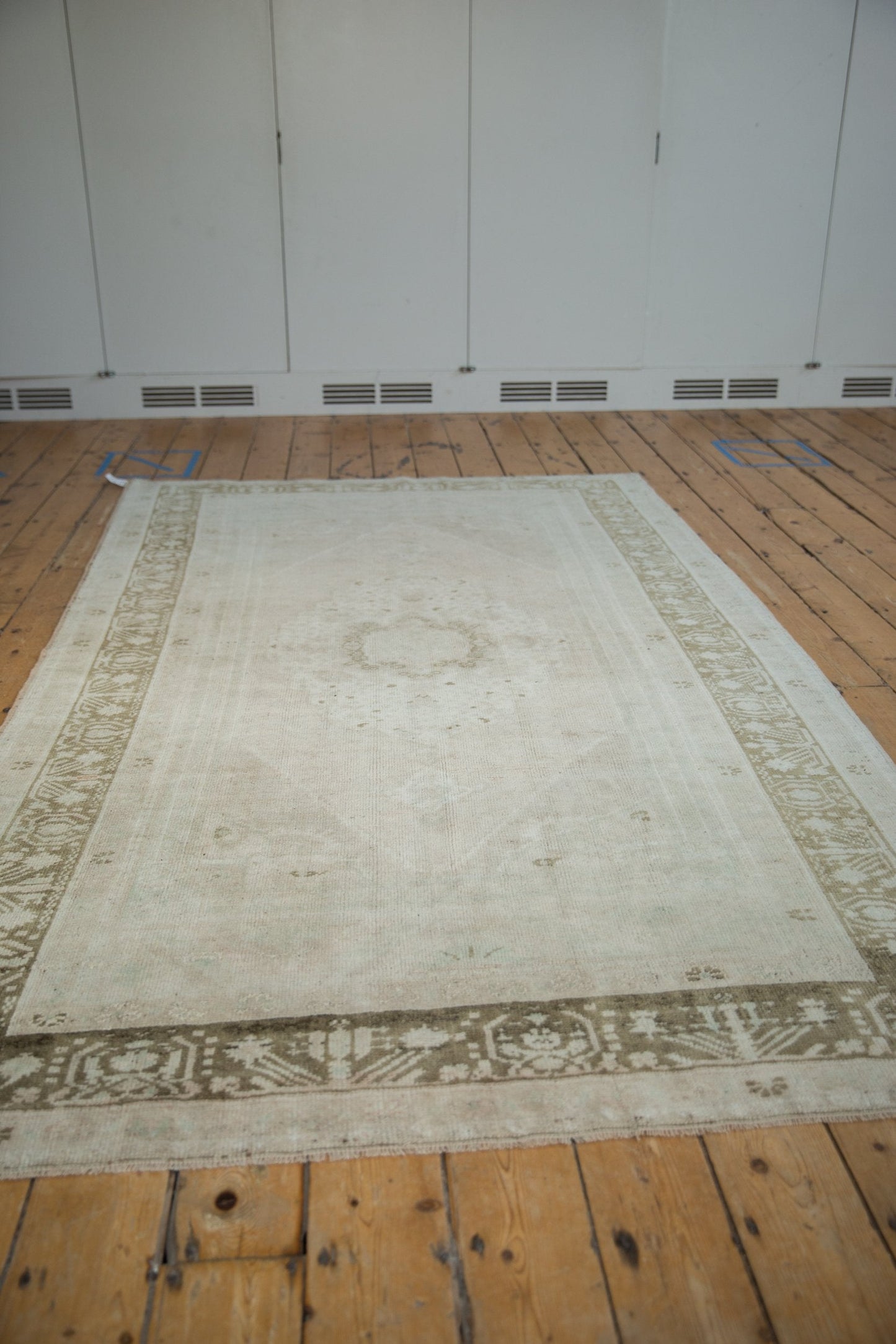 5x9 Vintage Distressed Oushak Carpet