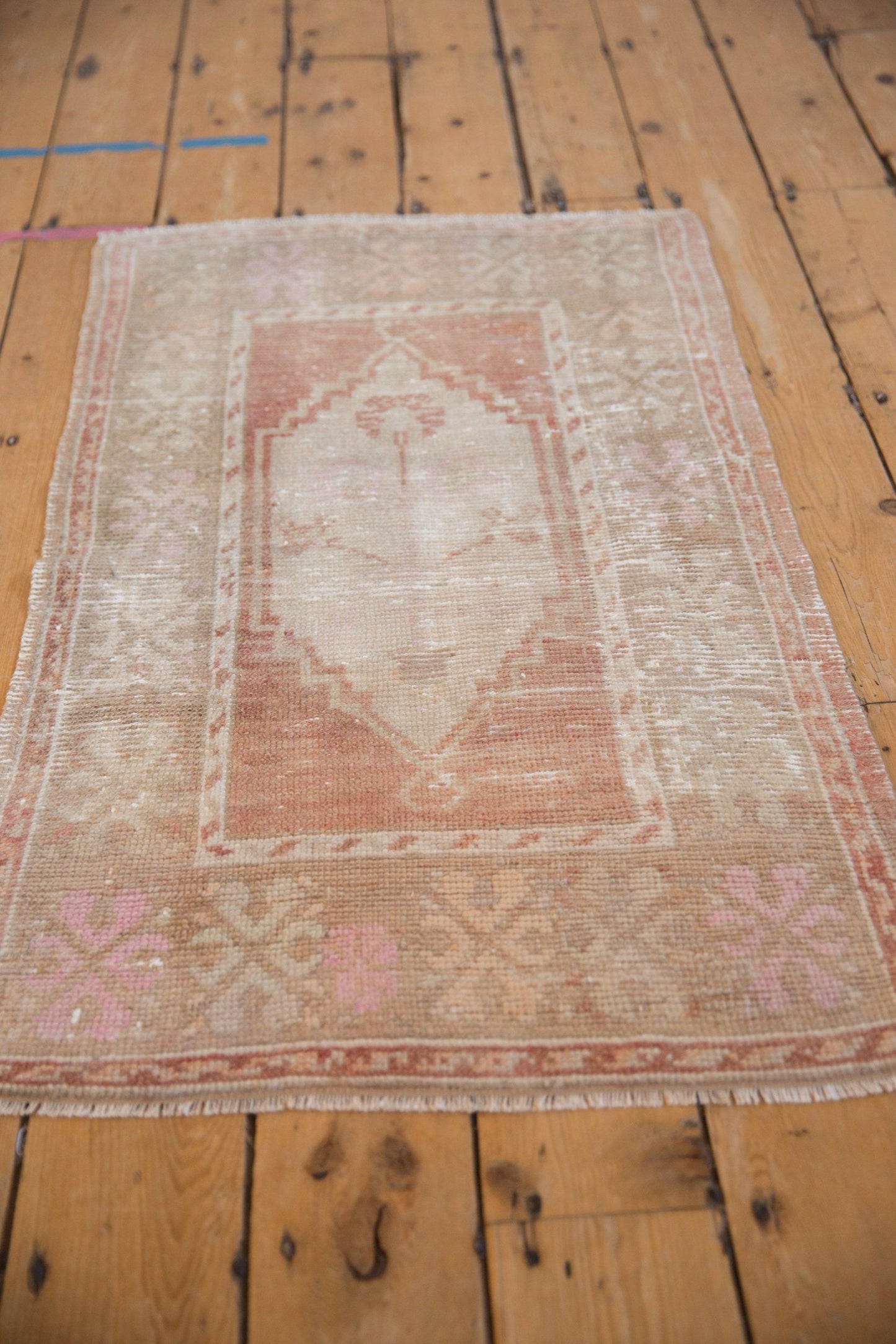 2x3.5 Vintage Distressed Oushak Rug