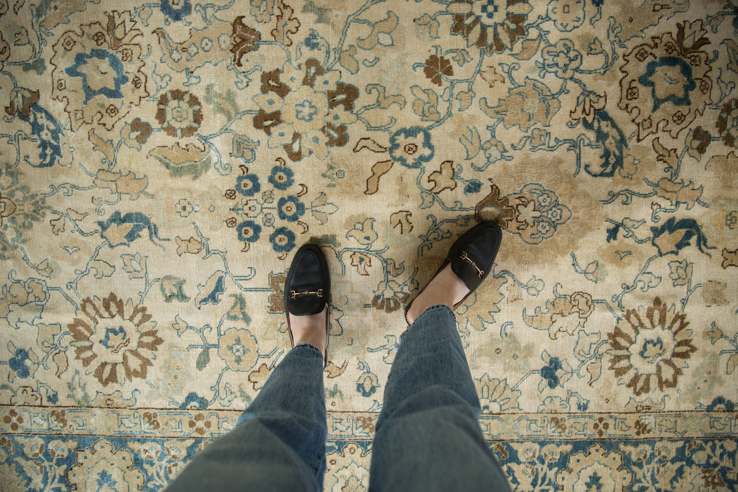 9x12 Vintage Distressed Tabriz Carpet
