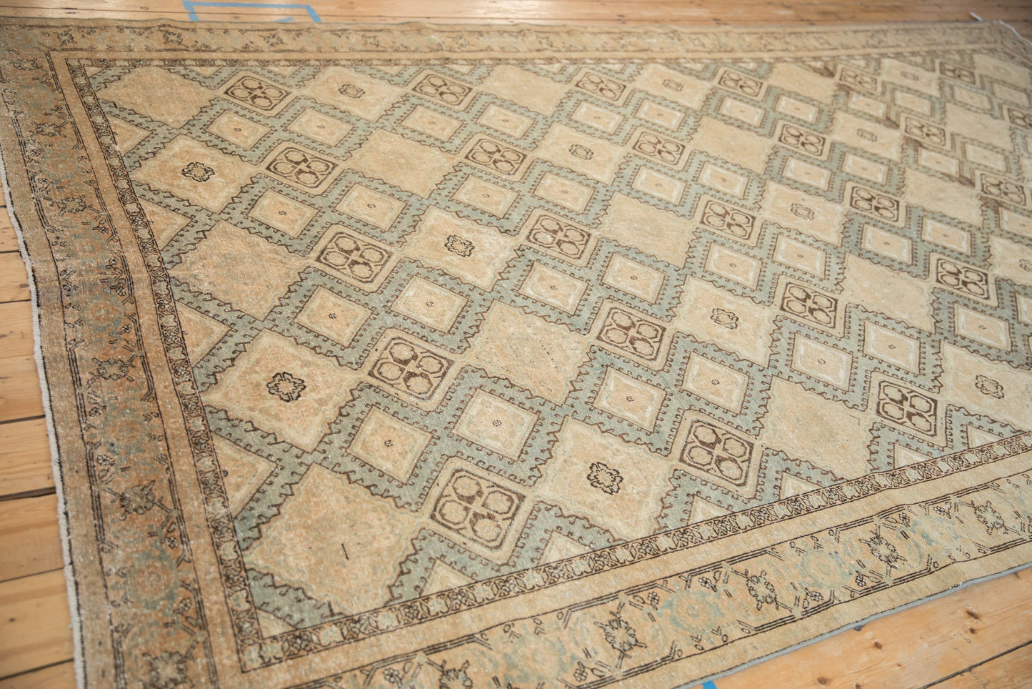 7x12 Vintage Distressed Sivas Carpet