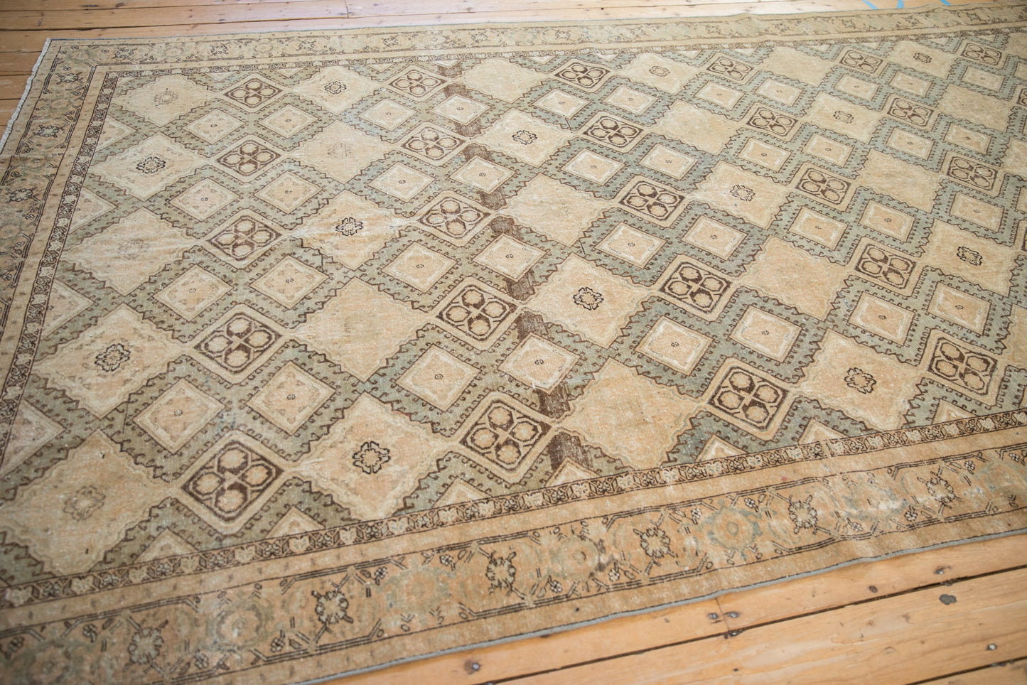 7x12 Vintage Distressed Sivas Carpet