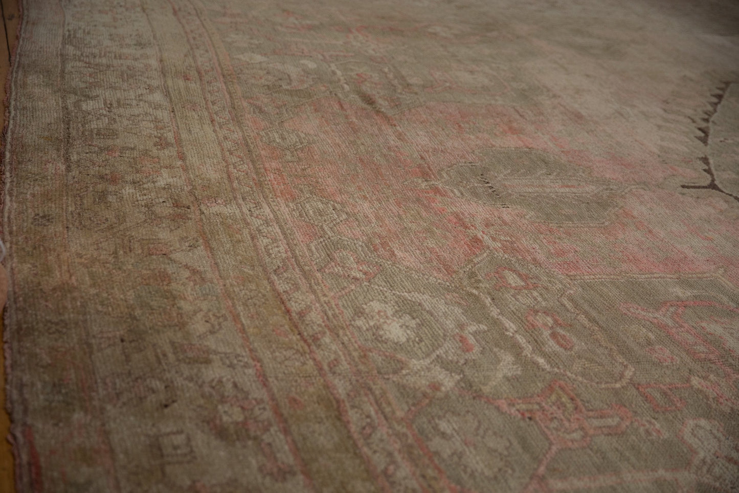 15.5x19.5 Vintage Distressed Oushak Carpet