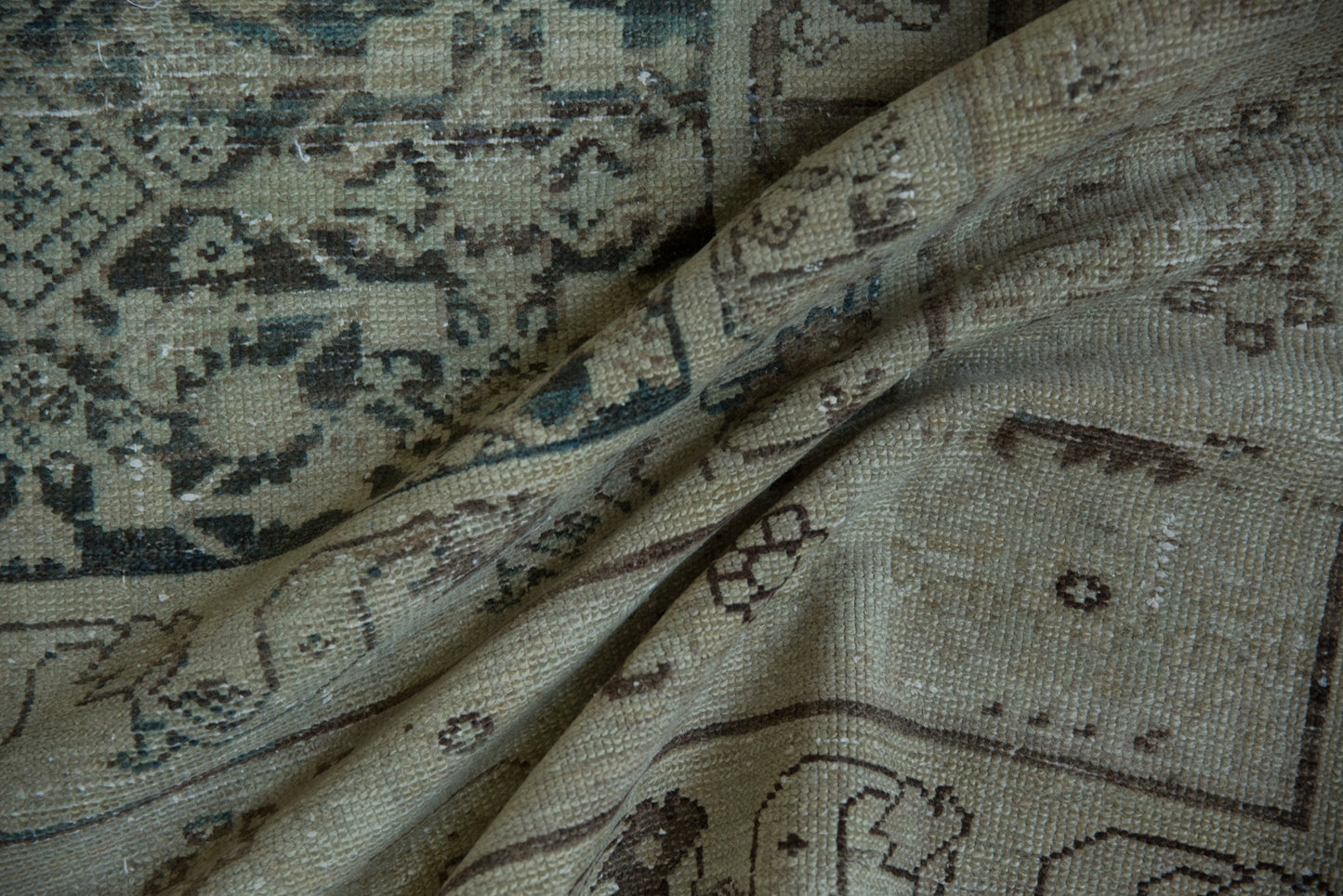 6.5x9.5 Vintage Distressed Hamadan Carpet