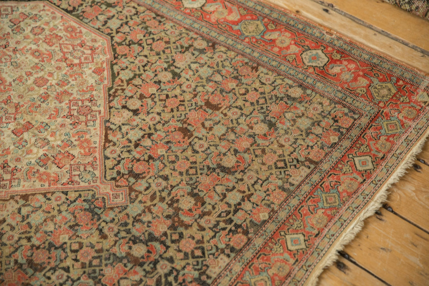 4x6 Antique Senneh Rug