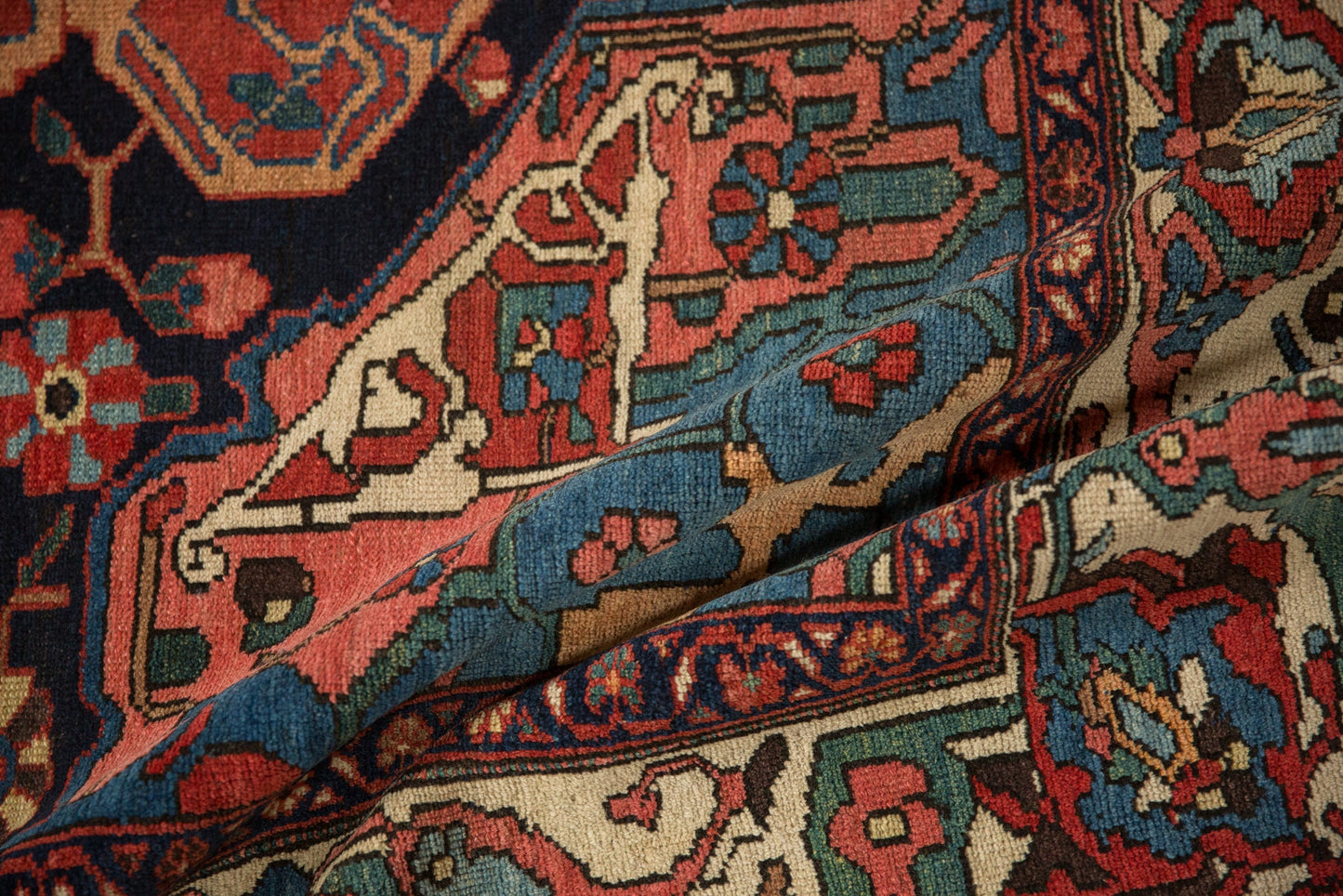5x7 Vintage Bakhtiari Rug