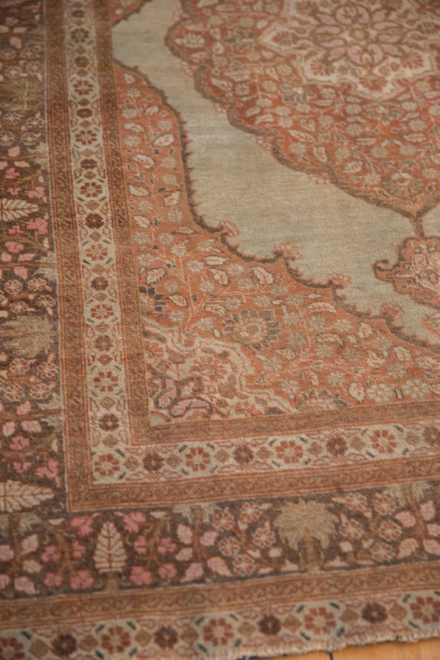 4x6 Antique Tabriz Rug