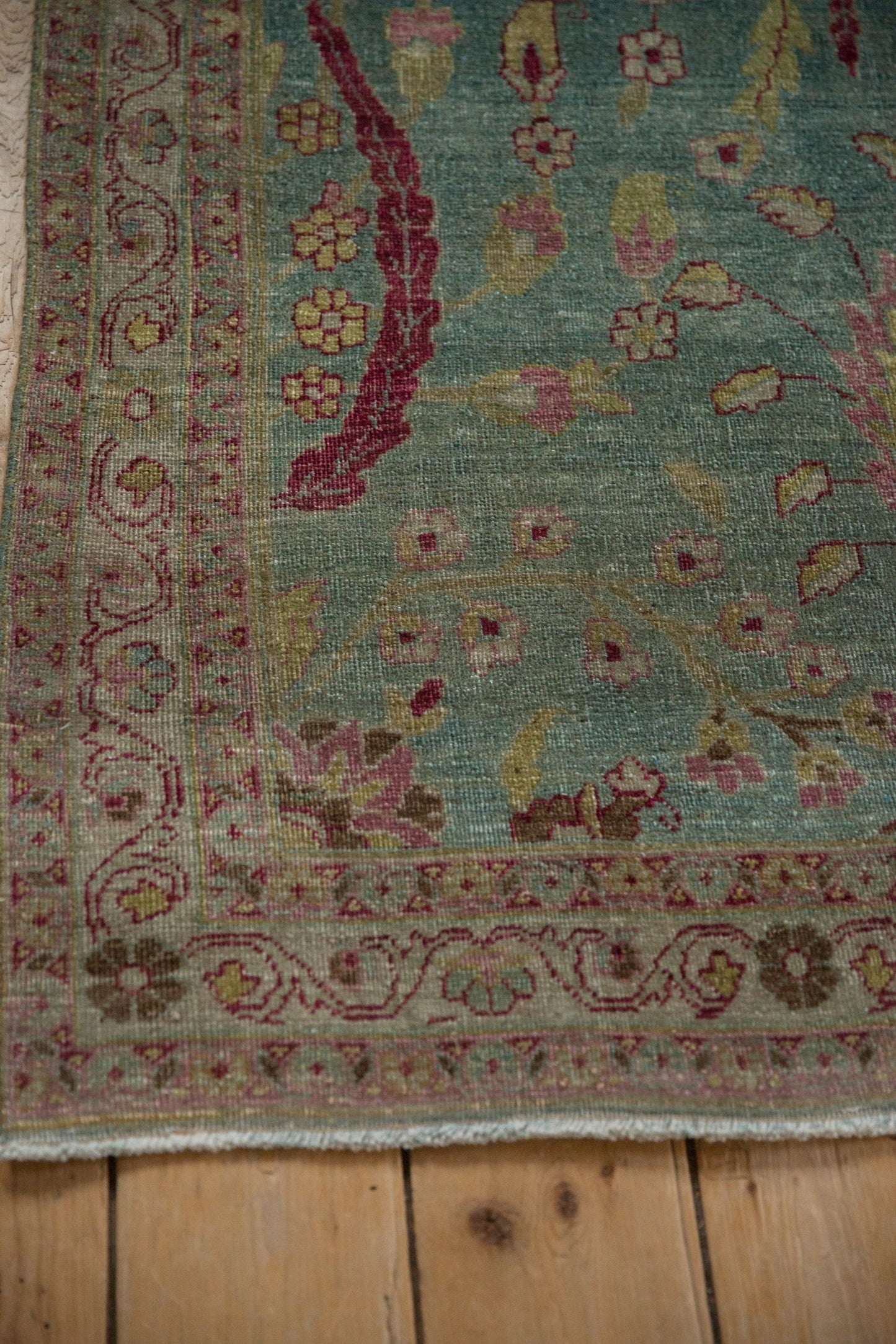 4x5.5 Vintage Distressed Meshed Rug