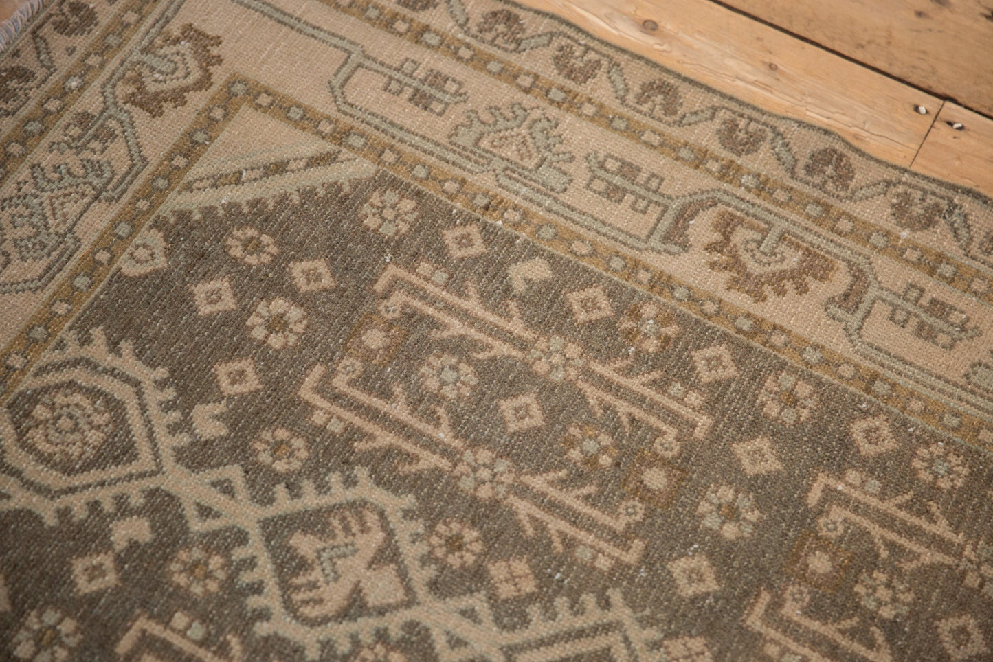 3.5x6 Vintage Distressed Hamadan Rug
