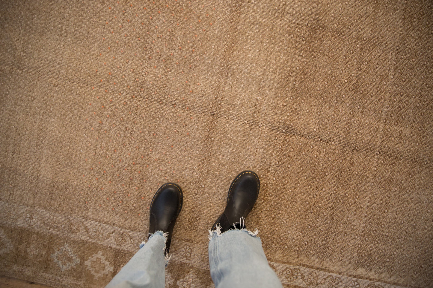 7.5x12 Vintage Distressed Kars Carpet
