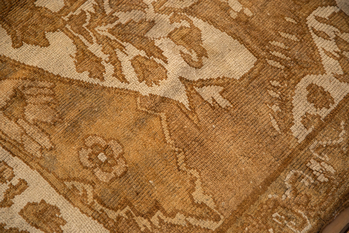 8.5x11 Vintage Distressed Kars Carpet