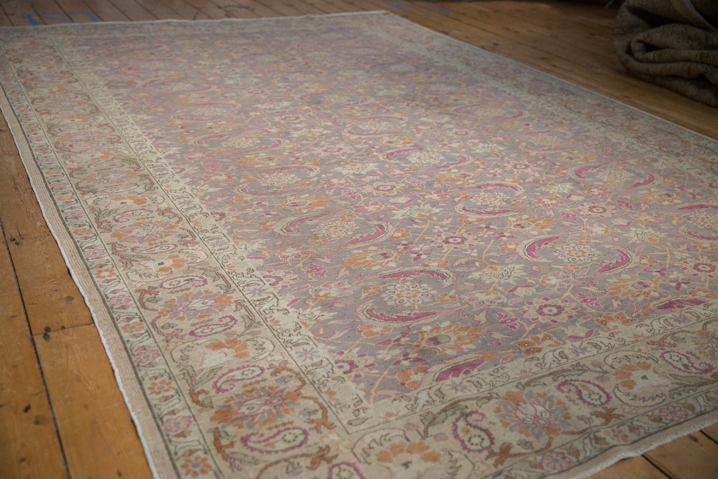 7.5x11 Vintage Distressed Kayseri Carpet