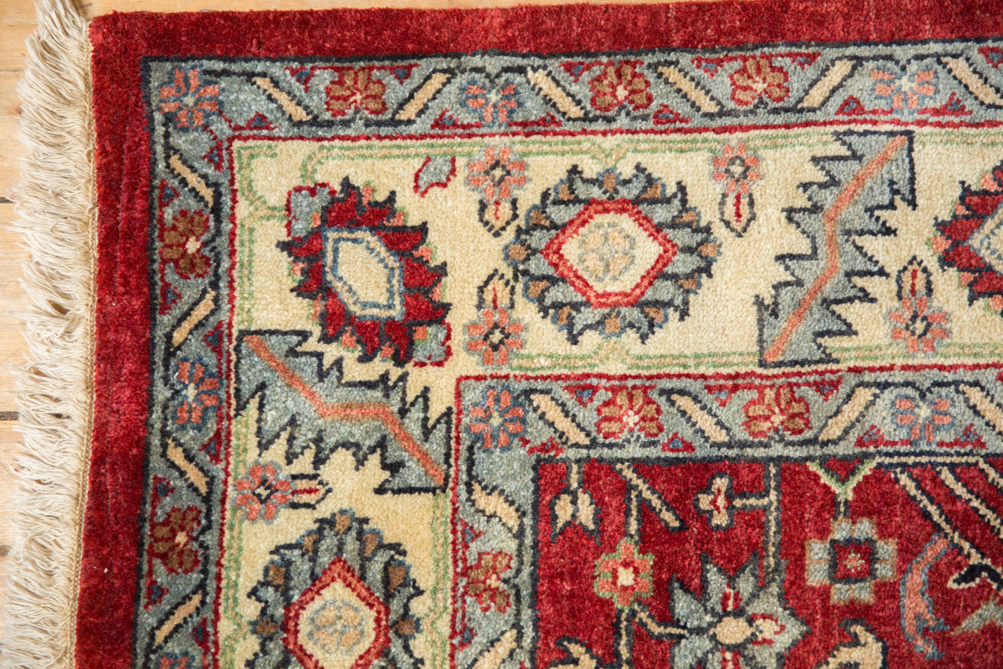 6x9 Vintage Indian Heriz Design Carpet